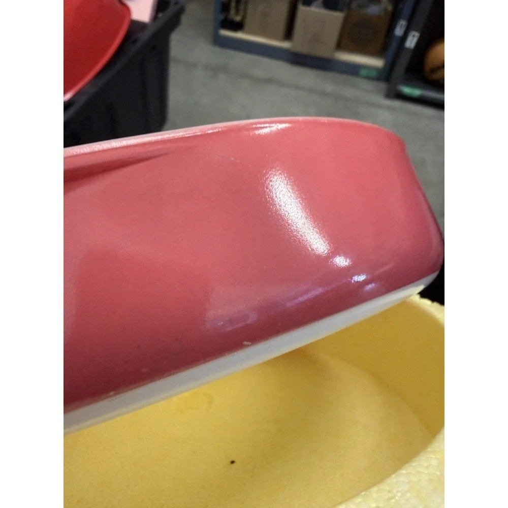 Vintage Pyrex Pink Milk Glass Baking Dish Round Casserole‎ Atomic MCM Ovenware
